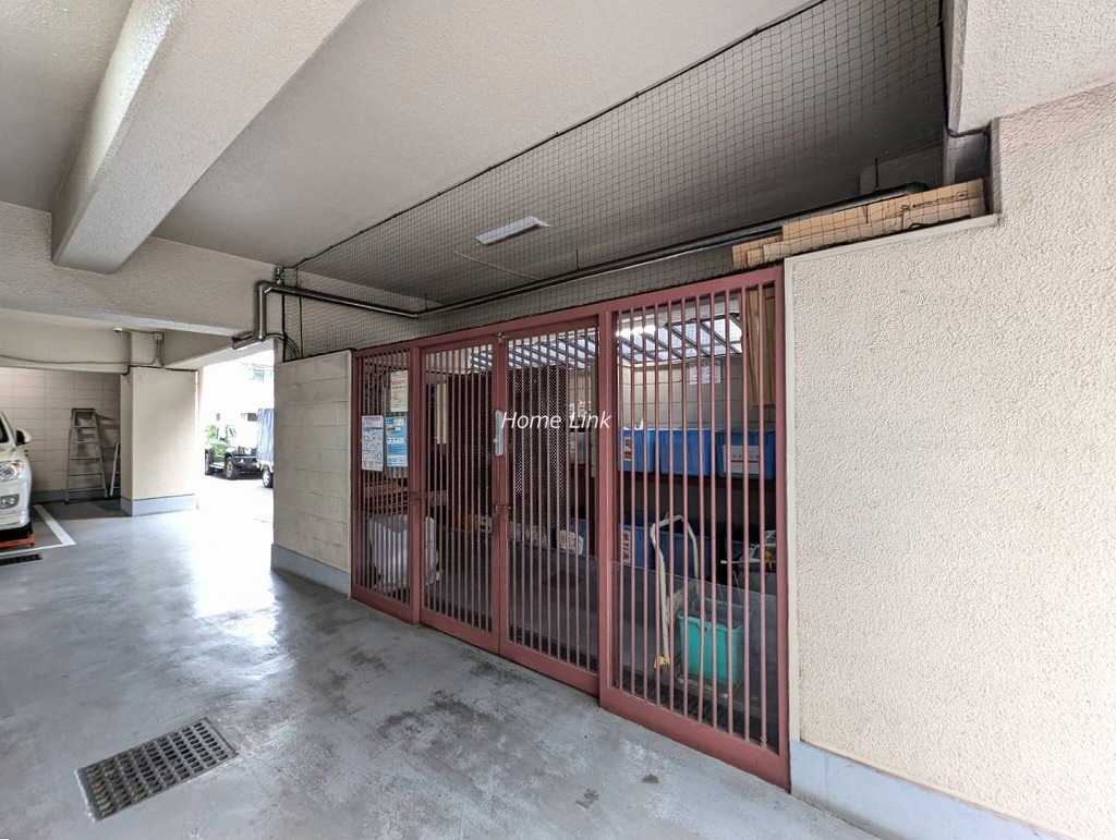 エクセル西池　ゴミ置き場